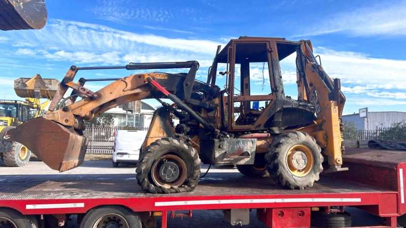 OmecoHub - JCB 2CX